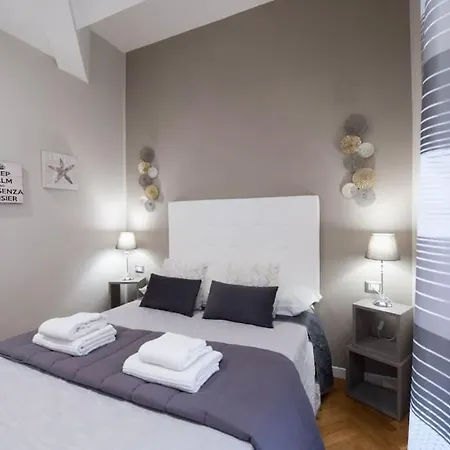 Vomero Grandi Residenze Lägenhet *