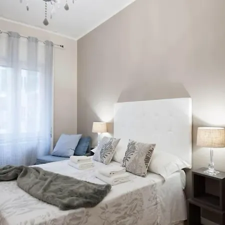 Lägenhet Vomero Grandi Residenze *